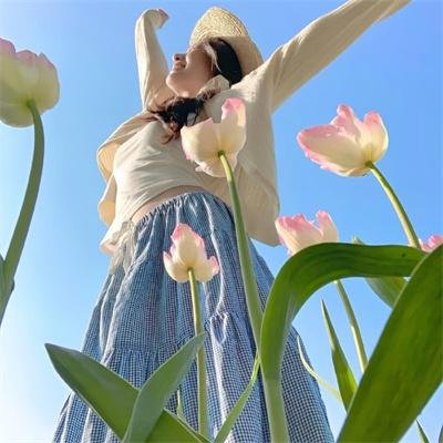 别把本宫当摆设